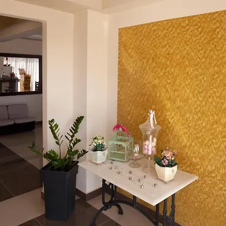 Sandy Lejlighedshotel Kalamaki